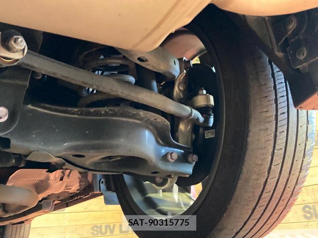 Toyota Crown Crossover 2023-09 8277631-19