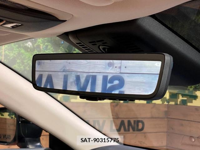 Toyota Crown Crossover 2023-09 8277631-4