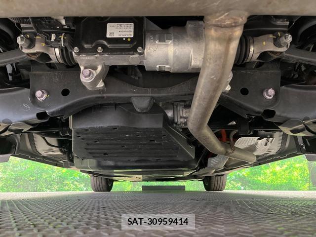 Toyota Crown Crossover 2023-01 8278793-18