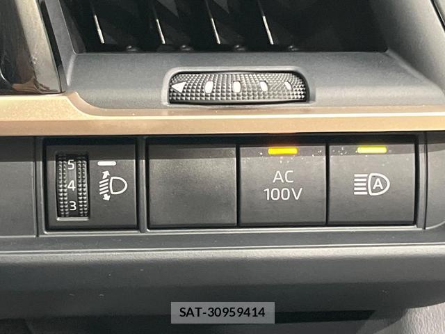 Toyota Crown Crossover 2023-01 8278793-5