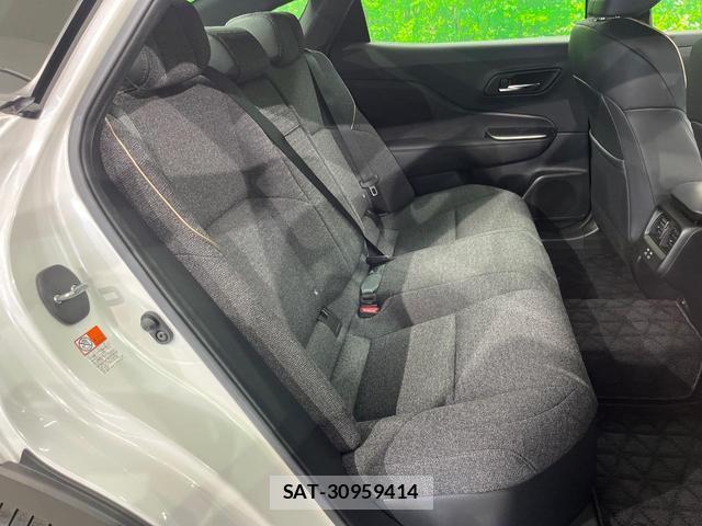 Toyota Crown Crossover 2023-01 8278793-8