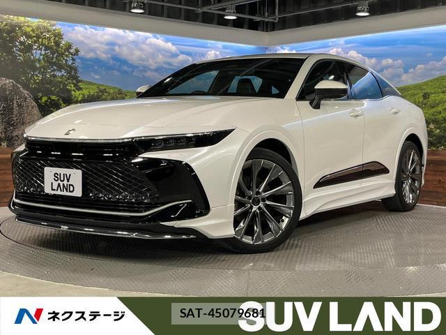 Toyota Crown Crossover 2023-01 8279028-0