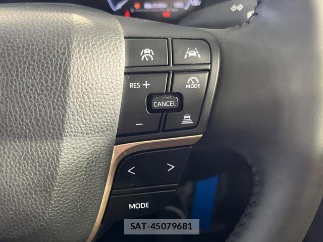 Toyota Crown Crossover 2023-01 8279028-6