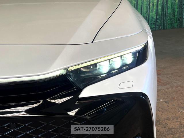 Toyota Crown Crossover 2023-01 8279411-12