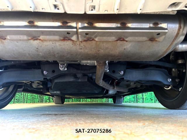 Toyota Crown Crossover 2023-01 8279411-19
