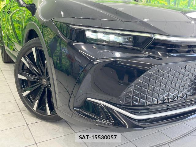 Toyota Crown Crossover 2023-01 8279456-11