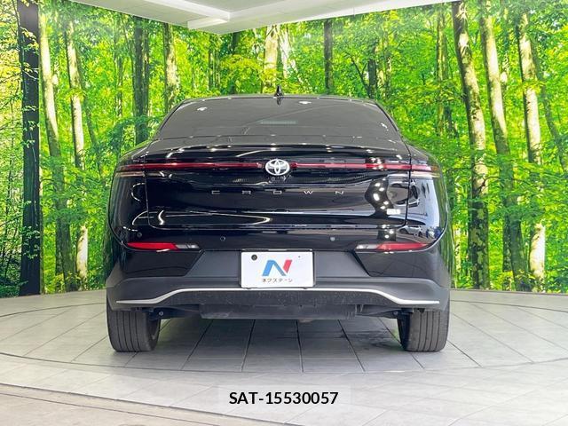 Toyota Crown Crossover 2023-01 8279456-14