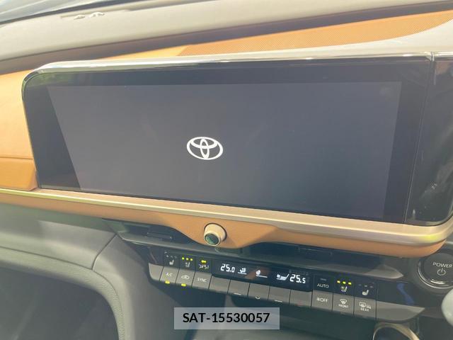 Toyota Crown Crossover 2023-01 8279456-2