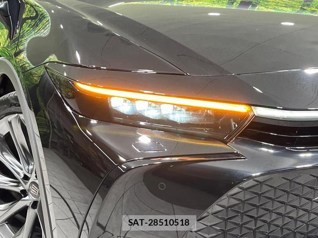 Toyota Crown Crossover 2023-03 8280115-12