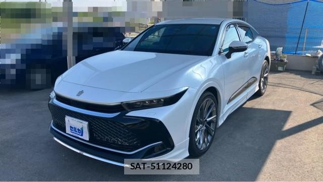 Toyota Crown Crossover 2023-01 8281766-0