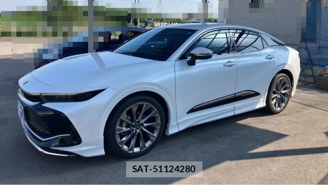Toyota Crown Crossover 2023-01 8281766-10