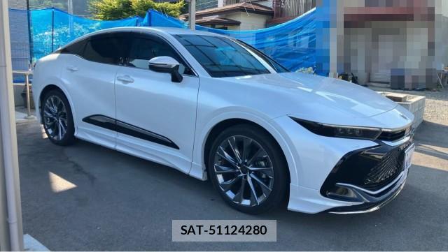 Toyota Crown Crossover 2023-01 8281766-3