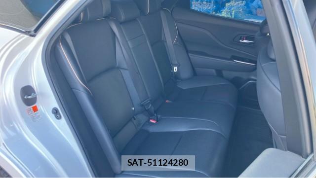 Toyota Crown Crossover 2023-01 8281766-6