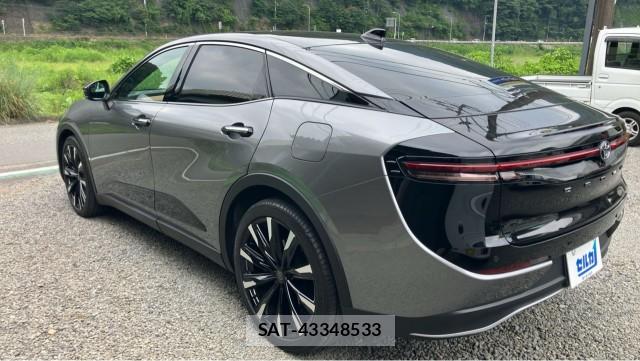 Toyota Crown Crossover 2023-03 8281838-13