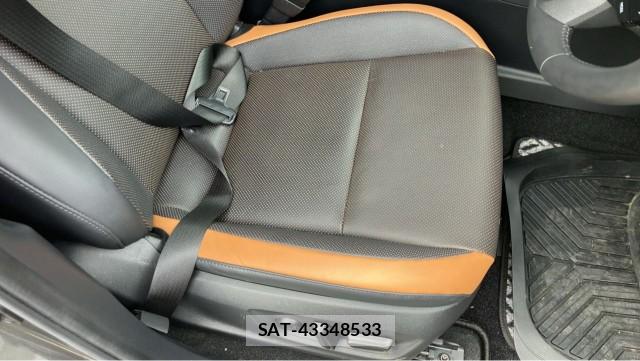 Toyota Crown Crossover 2023-03 8281838-5