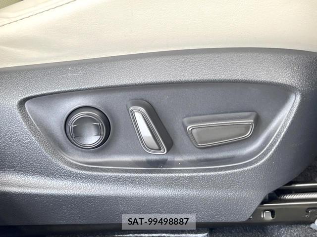 Toyota Crown Crossover 2023-05 8282650-4