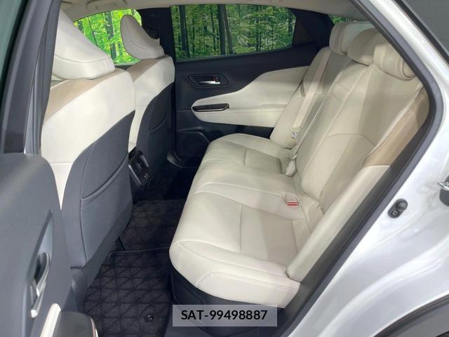 Toyota Crown Crossover 2023-05 8282650-8