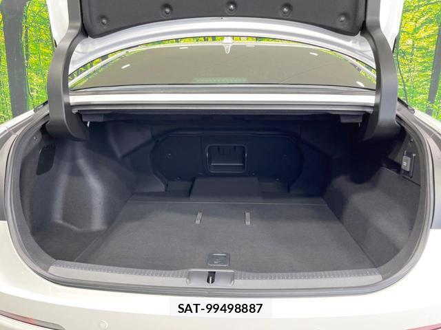 Toyota Crown Crossover 2023-05 8282650-9