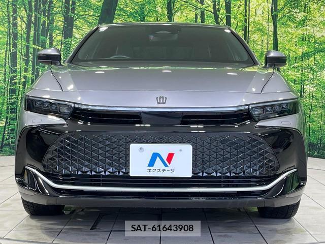 Toyota Crown Crossover 2023-12 8283189-13