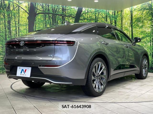 Toyota Crown Crossover 2023-12 8283189-16
