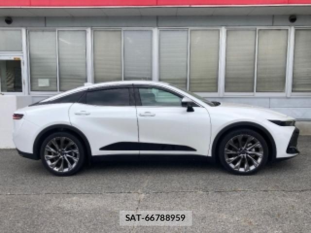 Toyota Crown Crossover 2024-03 8284413-3