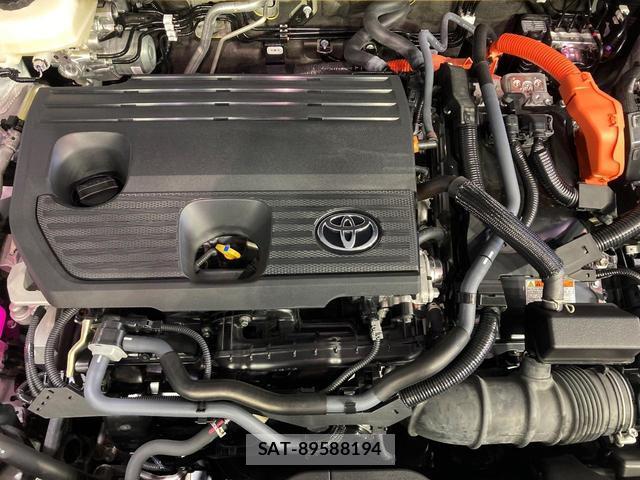 Toyota CROWN ESTATE 2025-09 8277638-17