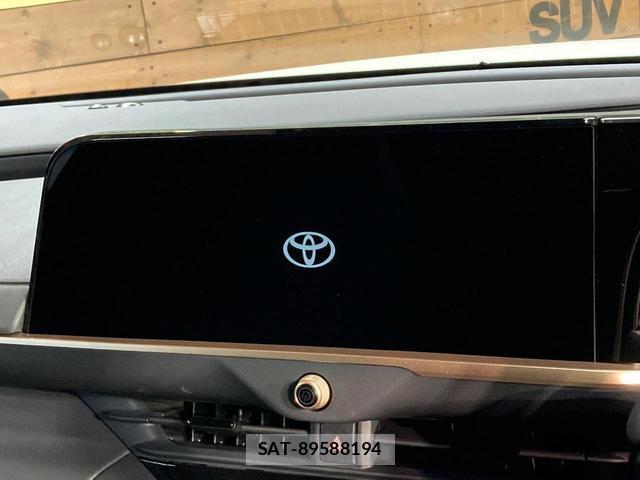 Toyota CROWN ESTATE 2025-09 8277638-3