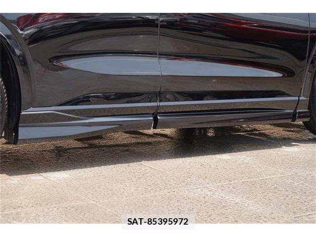 Toyota CROWN ESTATE 2025-09 8278113-17