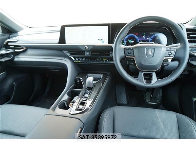 Toyota CROWN ESTATE 2025-09 8278113-5