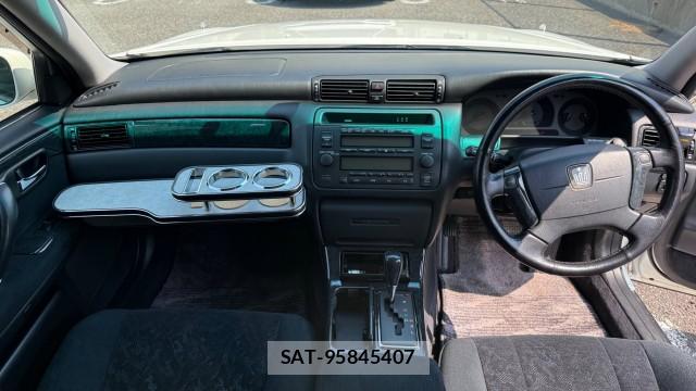 Toyota CROWN ESTATE 2002-06 8281832-2