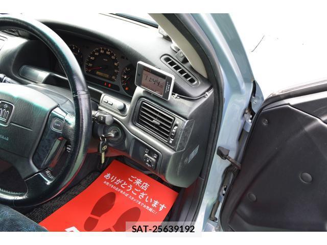 Toyota CROWN ESTATE 2005-08 8283237-4