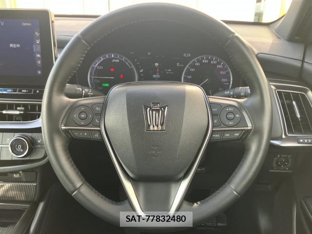 Toyota CROWN HYBRID 2021-06 8277211-10