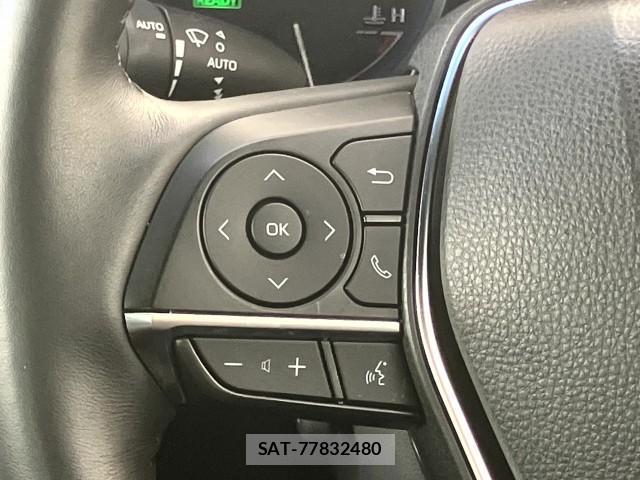 Toyota CROWN HYBRID 2021-06 8277211-12