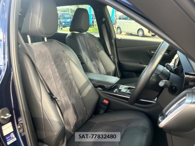 Toyota CROWN HYBRID 2021-06 8277211-5