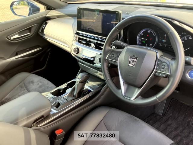 Toyota CROWN HYBRID 2021-06 8277211-9
