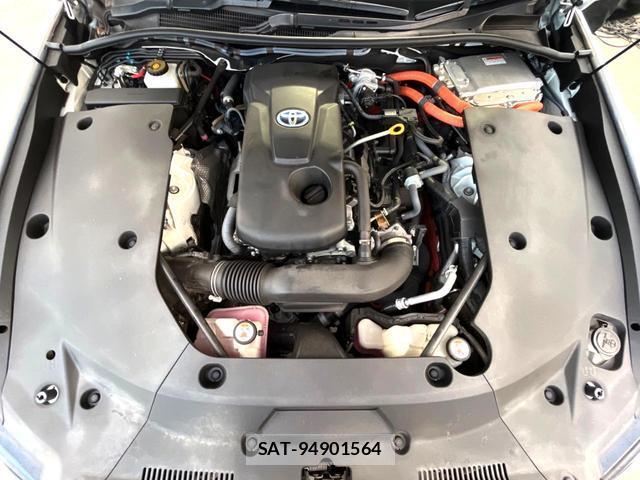 Toyota CROWN HYBRID 2019-09 8277248-19