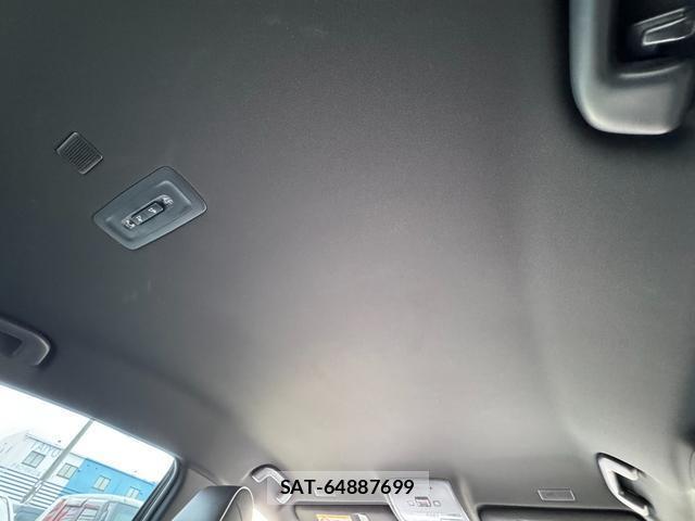 Toyota CROWN HYBRID 2020-04 8277718-14