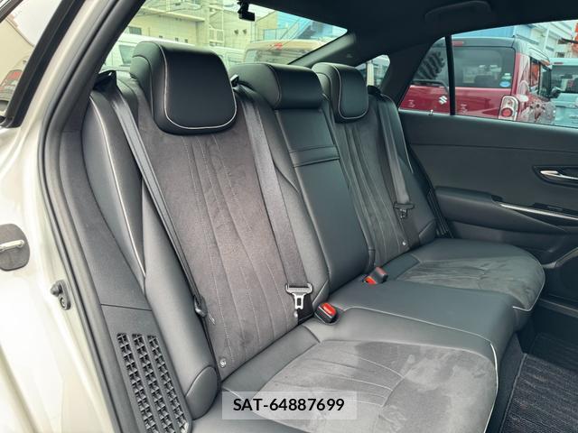 Toyota CROWN HYBRID 2020-04 8277718-18