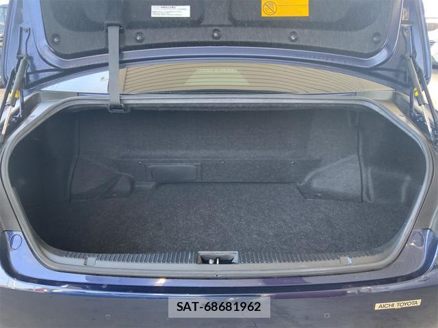 Toyota CROWN HYBRID 2015-12 8277825-16