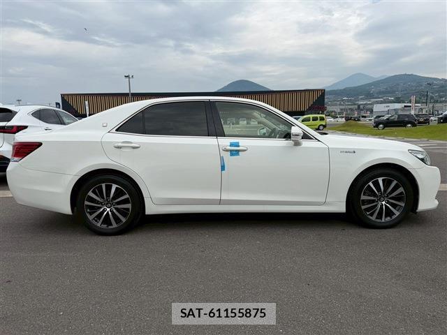 Toyota CROWN HYBRID 2014-01 8278754-8