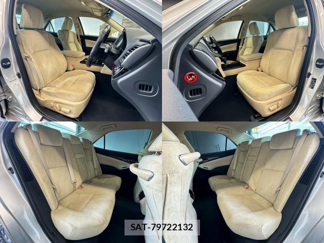 Toyota CROWN HYBRID 2016-03 8279200-3