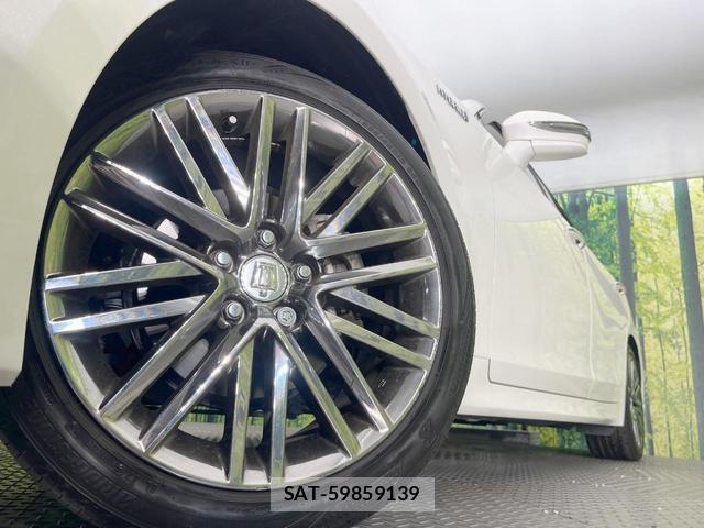 Toyota CROWN HYBRID 2015-12 8279968-12