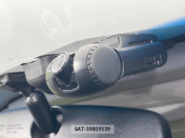 Toyota CROWN HYBRID 2015-12 8279968-6