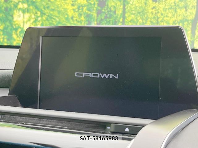 Toyota CROWN HYBRID 2019-04 8279980-2