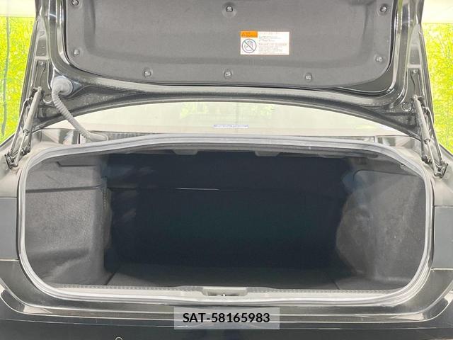 Toyota CROWN HYBRID 2019-04 8279980-9