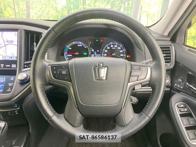 Toyota CROWN HYBRID 2013-09 8279981-10