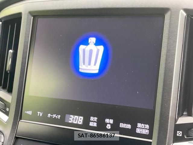 Toyota CROWN HYBRID 2013-09 8279981-3