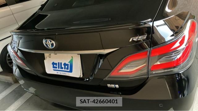 Toyota CROWN HYBRID 2018-09 8280573-1