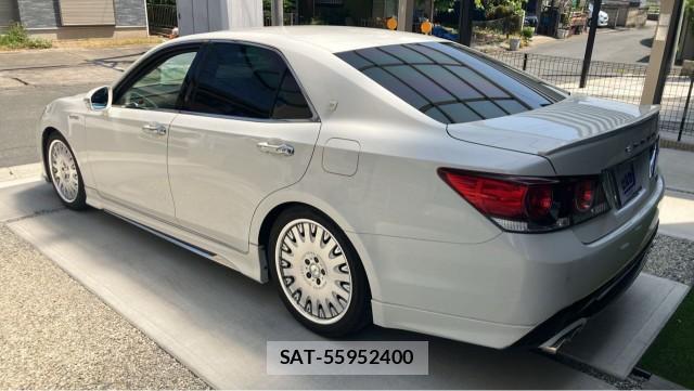 Toyota CROWN HYBRID 2016-09 8280642-13