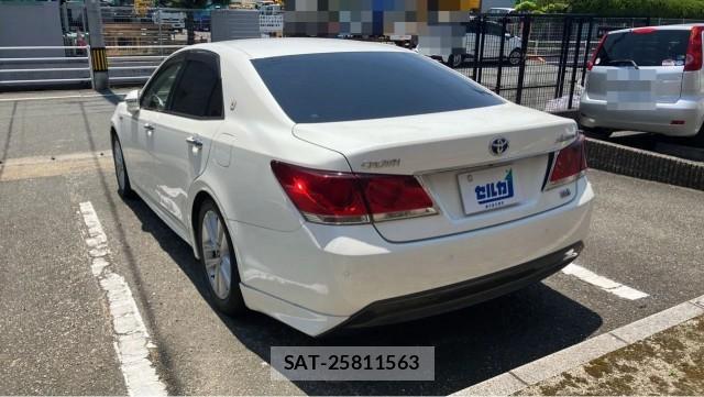 Toyota CROWN HYBRID 2013-09 8280938-13